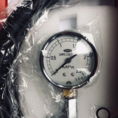 Đồng hồ đo áp suất buồng đốt NPA GU-53C