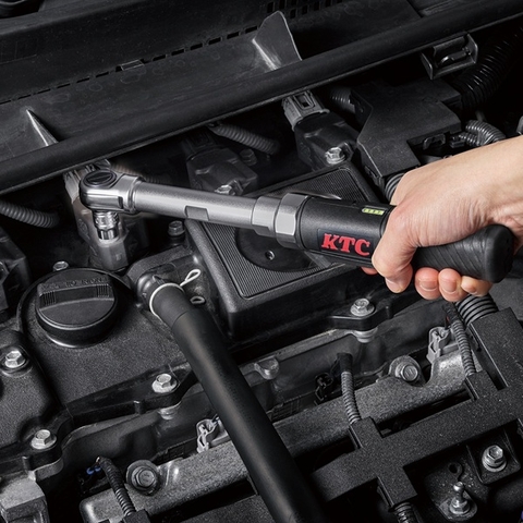Tay vặn ốc dùng pin JTRE330