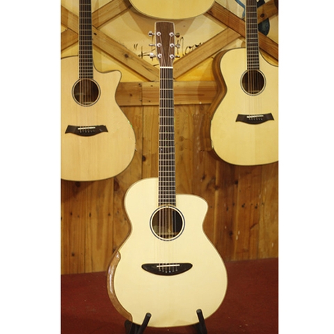 Đàn Guitar Acoustic Trần BC69