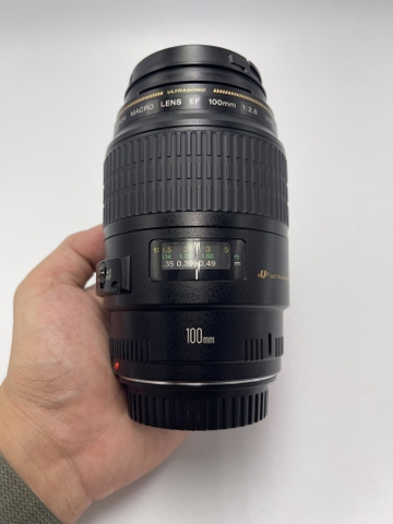 Canon EF 100mm F2.8 USM Macro