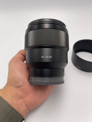 Sony FE 85mm F1.8
