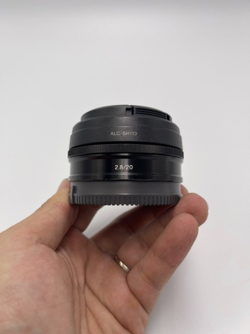 Sony E 20mm F2.8