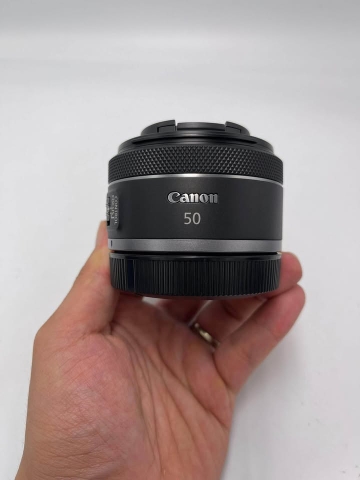 Canon RF 50mm F1.8 STM