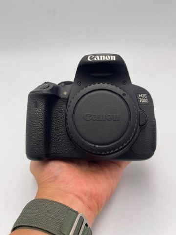 Canon EOS 700D