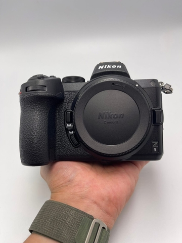 Nikon Z5