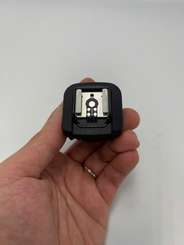 Adapter Flash CANON AD-E1 cho Canon R50 / R10 / R7