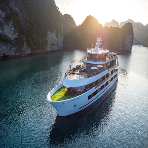 DU THUYỀN STELLAR  OF THE SEA Du thuyền Hạ Long 01