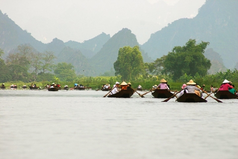 Tour Du Xuân 2023: Tour Chùa Hương 1 ngày khởi hành từ Hà Nội