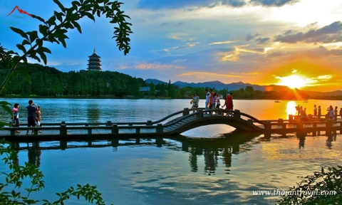 Tour Thượng Hải - Hàng Châu - Tô Châu- Bắc Kinh: Những thành phố không bao giờ ngủ