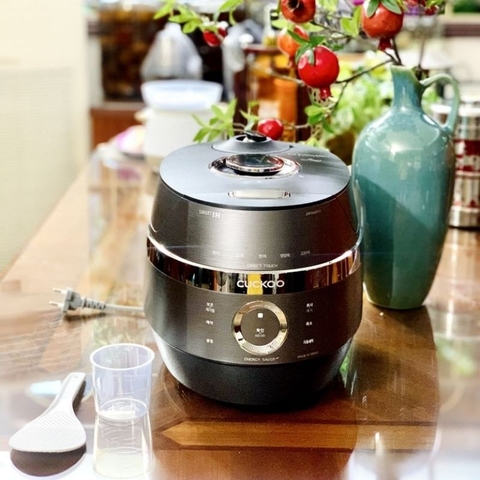 Nồi cơm điện Cuckoo CRP - JHR 1060FD hàng nhập khẩu hàn