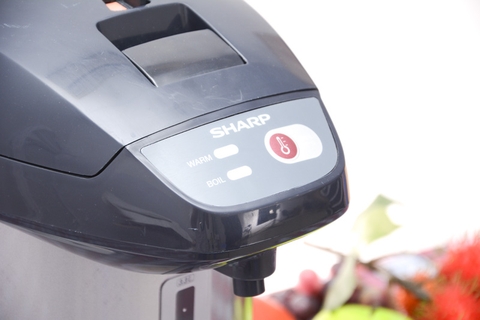 Bình thủy điện Sharp KPY33BT