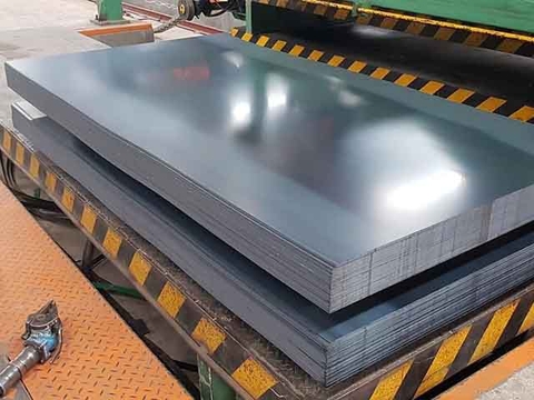 Báo giá thép tấm mới nhất 2025