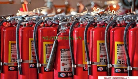 Nạp b&igrave;nh kh&iacute; chữa ch&aacute;y CO2