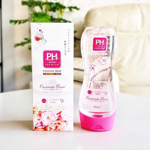 Dung dịch vệ sinh phụ nữ PH Premium 150ml