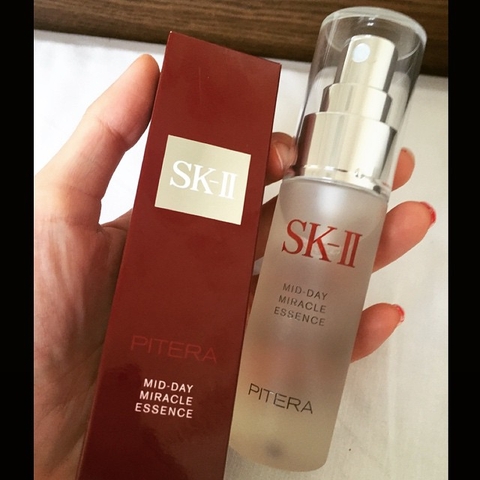 Xịt khoáng MId-Day MIracle Essence SKII