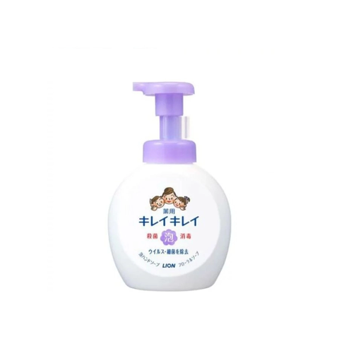 Nước rửa tay diệt khuẩn Lion 500ml