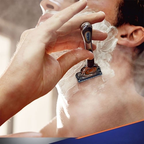Bàn cạo râu 5 lưỡi Gillette Fusion Proglide