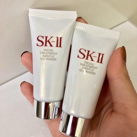 Sữa rửa mặt FacIal Treatment Gentle Cleanser SKII 120g