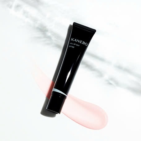 Serum chống nắng Kanebo Veil Of Day 60g