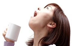 Cách chữa viêm họng hạt bằng súc học nước muối