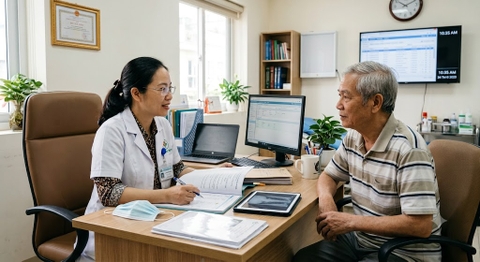 Đi Khám Mất Cả Ngày? 3 Cảnh Báo Từ Chuyên Gia Về Quy Trình Y Tế Lỗi Thời