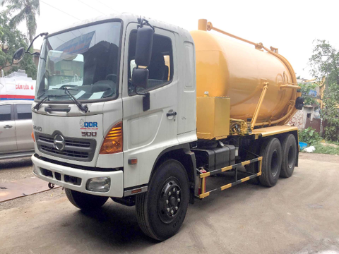 Ô tô hút chất thải HINO FM8JNSA 6x4/ CKGT- HCT