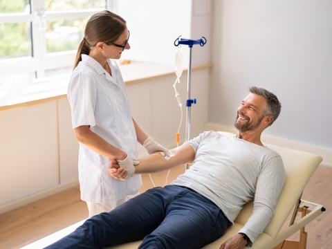 Những điều cần biết trước khi truyền nước biển