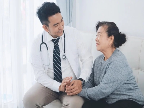 Dịch vụ chăm sóc y tế tại nhà TPHCM chất lượng hàng đầu