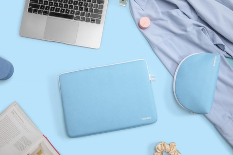 TÚI CHỐNG SỐC TOMTOC (USA) SHELL POUCH MACBOOK AIR/PRO 13”