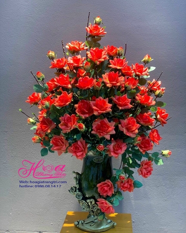 Hoa giả-Bình hoa hồng đỏ