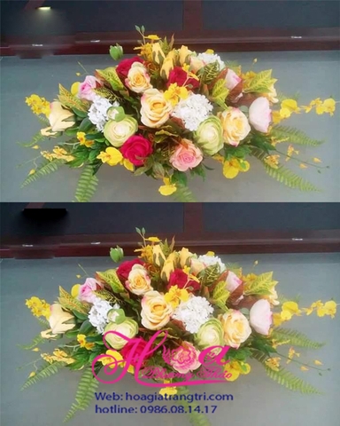 Hoa để bàn hội nghị mẫu 17