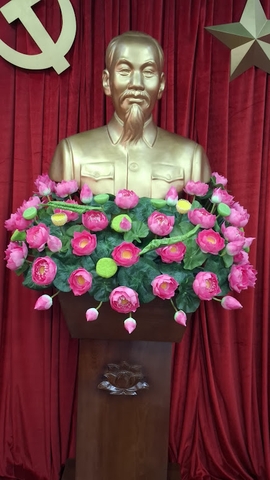 Hoa sen tượng Bác(Mẫu 16)