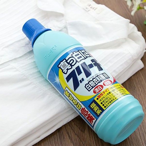 Nước tẩy trắng quần áo Rocket 600ml