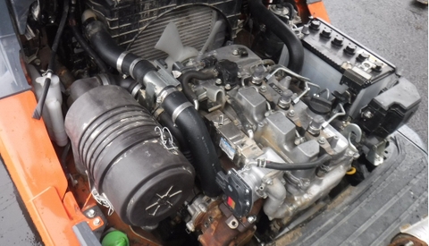 Xe Nâng Toyota 1ZS Diesel Engine 2,5 tấn