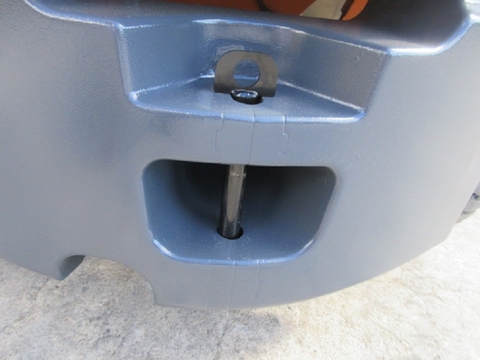 Xe nâng 2,5 tấn càng gật gù lốp kép model: 02-8FD25