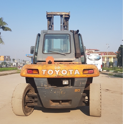 Xe Nâng Hàng 8 Tấn Toyota