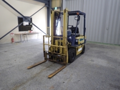 Xe Nâng Komatsu 1.5 Tấn Càng Gật Gù | Chính Hãng Nhật Bản – Giá Tốt