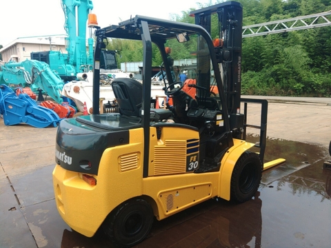 Xe Nâng Điện 3 Tấn Cũ Komatsu FE30-1 Sản xuất 2018