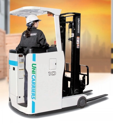 Xe nâng điện đứng lái 1,4 tấn