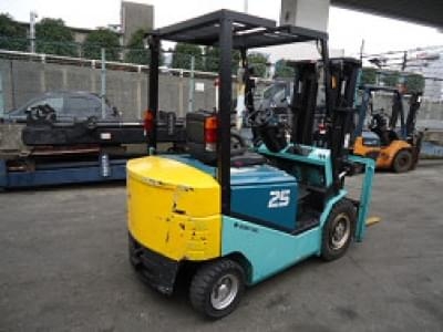 Xe nâng điện ngồi lái 2,5 tấn Sumitomo