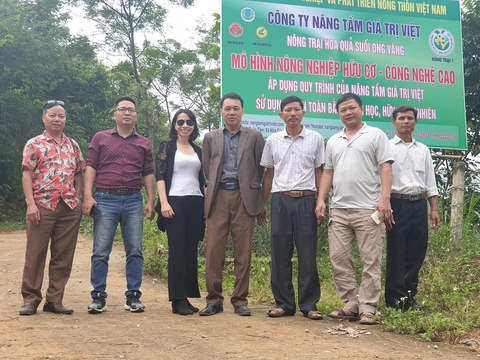 Xử lý thành công các bệnh trên cây Cam, Bưởi, triển khai mô hình sinh thái hữu cơ - công nghệ cao