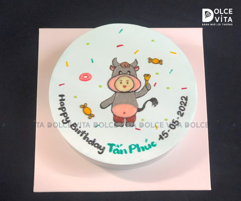 [1699] (60) Bánh kem vẽ bé hóa trang thành trâu – Đáng yêu và ý nghĩa