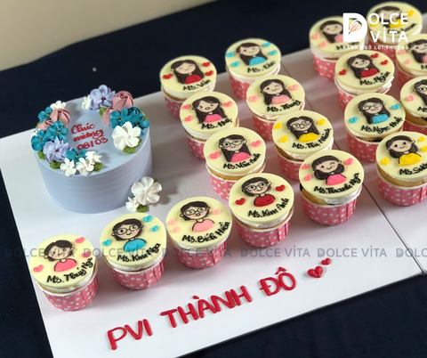 [3042] Bánh kem nhóm với bánh chính và các bánh mini vẽ từng thành viên theo yêu cầu
