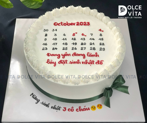698 Bánh vẽ lịch tông trắng đơn giản
