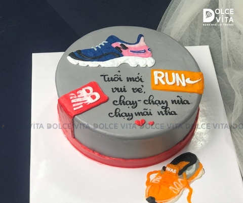 [1417] (100) Bánh kem vẽ Giày thể thao chạy bộ/ điền kinh