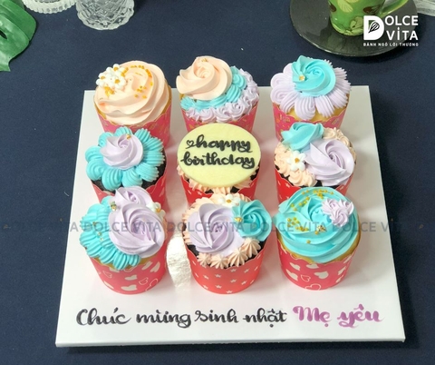 [1402] Set 9 cupcake trang trí hoa kem
