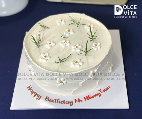 011 Berry Cake trang trí hoa cúc trang nhã