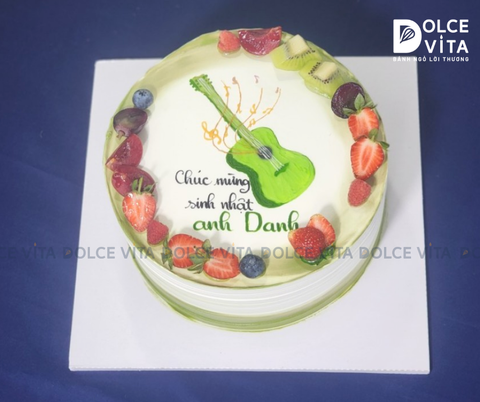[0460] (50) Bánh kem vẽ đàn ghita/ guitar tặng cho người yêu nhạc