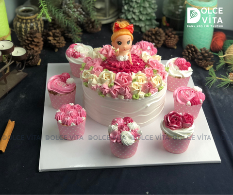 141 (80) Set bánh búp bê và cupcake