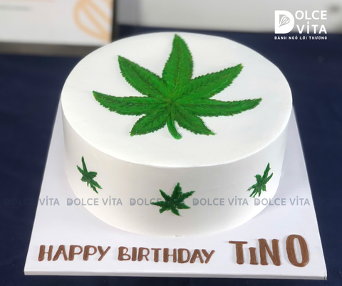 195 (80) Bánh sinh nhật vẽ lá cần sa
